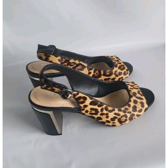 Alfani Florraa Women's Brown Leopard Slingback Block Heels Sandals Size 7W - Picture 7 of 8